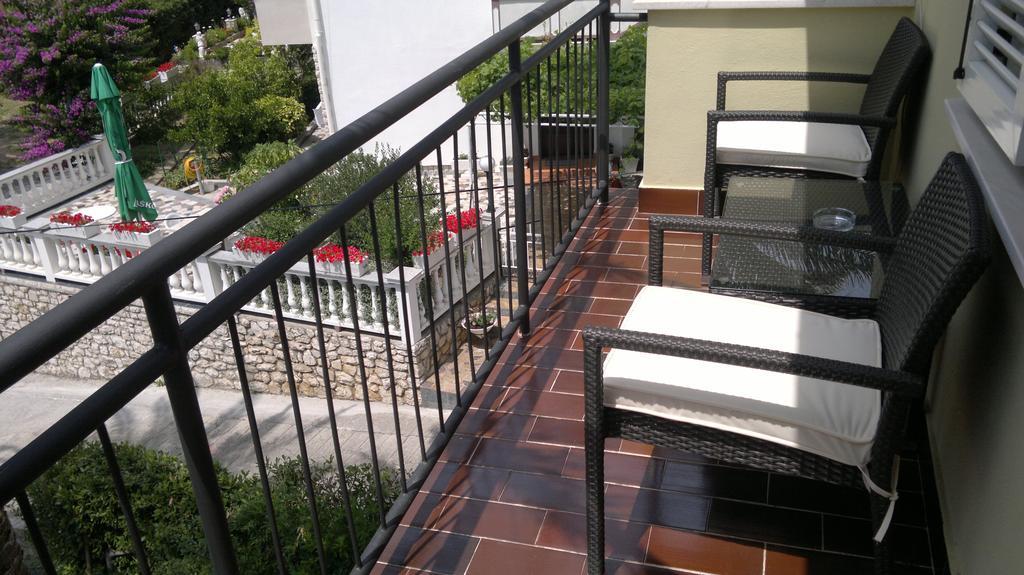 Отель House Rozi Palit Номер фото